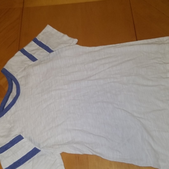 White Blouse - Picture 2 of 2